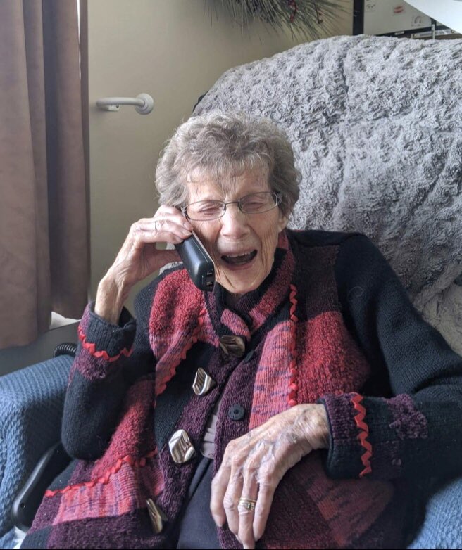 Raunora Westcott tweet media