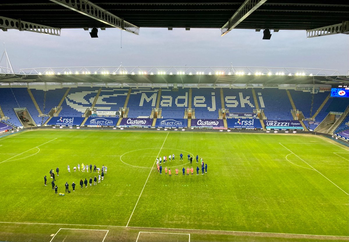 JennaSchillaci's tweet photo. Good to be back in the stands to co- commentate on the only @BarclaysFAWSL fixture to survive this weekend with @5liveSport 
A masterclass from @ChelseaFCW and Fran Kirby. 
#WSL #chelseaswfc #readingwfc #bbcsport #bbc5live #commentary #womenssuperleague #BarclaysFAWSL https://t.co/naIHOaTsKU