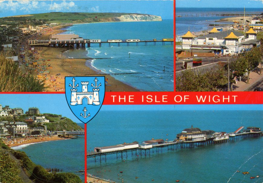 PastPostcard's tweet photo. Dreadful news about the ferry boat. It seemed impossible that a large boat like that could overturn. https://t.co/MxVER56sGO