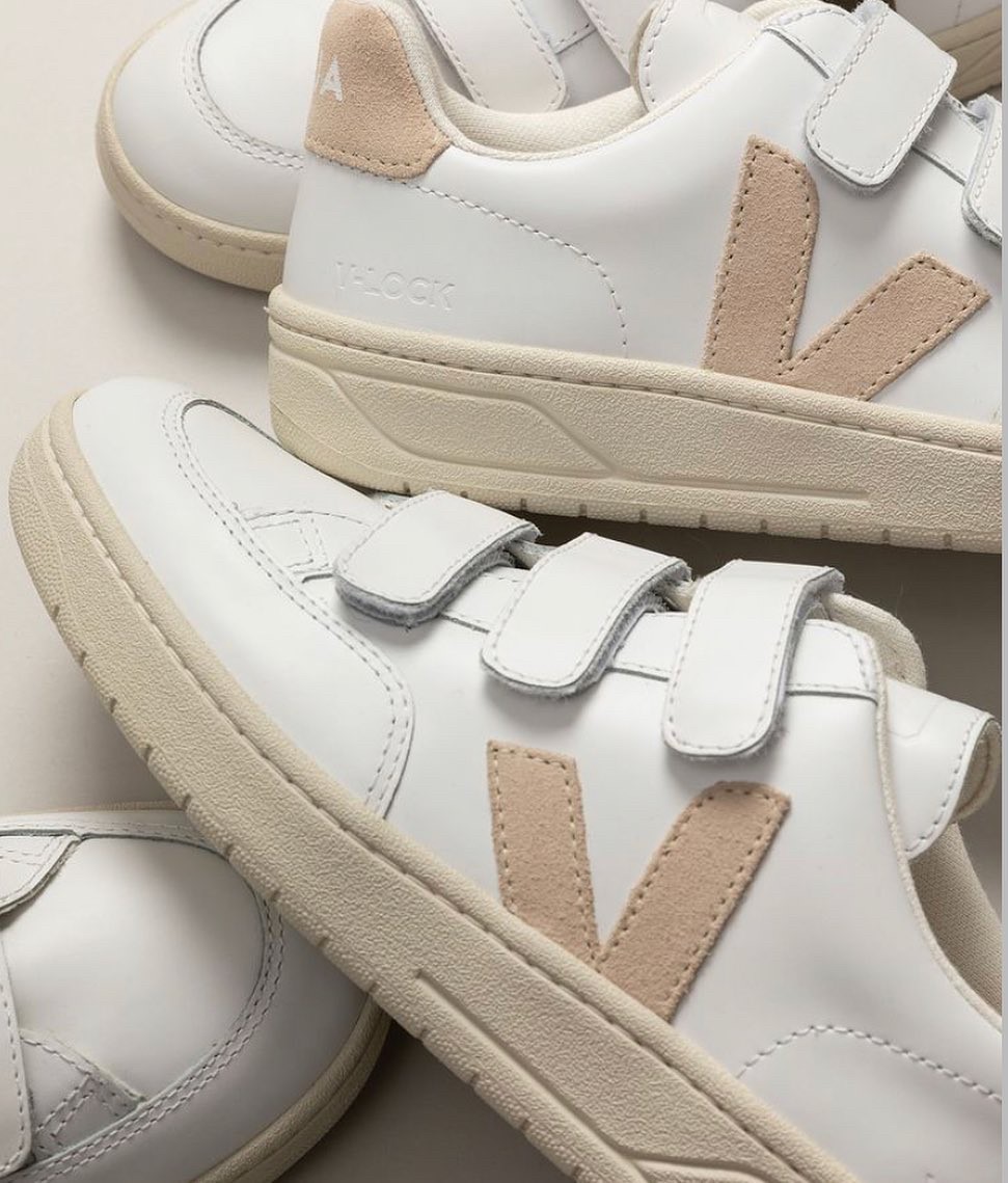 SeagreenDublin's tweet photo. New styles, new colours. Take a look at our new Veja range and a restock of all your favourite styles ⭐

Visit https://t.co/cznKViKrB6 for more https://t.co/mXf4Wz3ex7