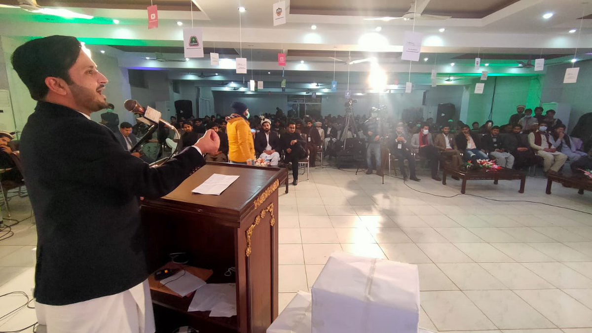 MSMPakistan_'s tweet photo. President MSM Pakistan Ch Irfan Yousaf Addressing in Annual #MSM_SM_Summit2021
@IrfaanYousaf https://t.co/XY275Ao67U