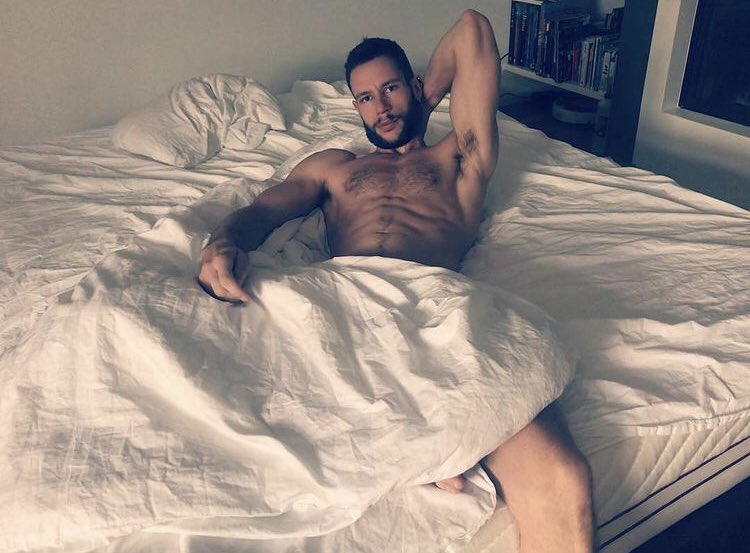 CruelCashMaster's tweet photo. Daddy is really hungry these days. Let’s see if you can satisfy him! 💵💶 #findom #cashmaster #daddy #master #cashfag #fitness #muscle #gaymaster https://t.co/UXK83b4O1H