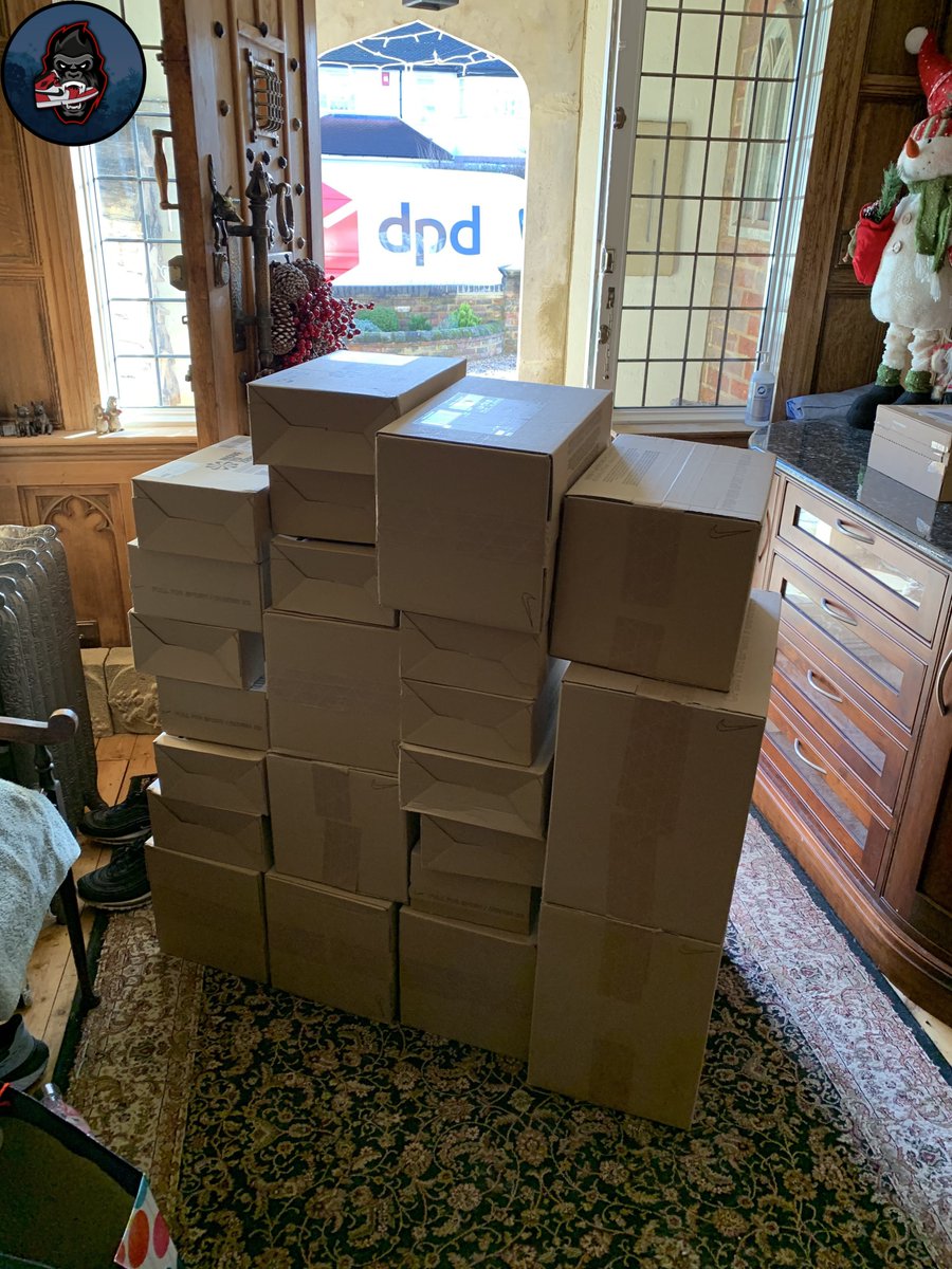 brickoko tweet media