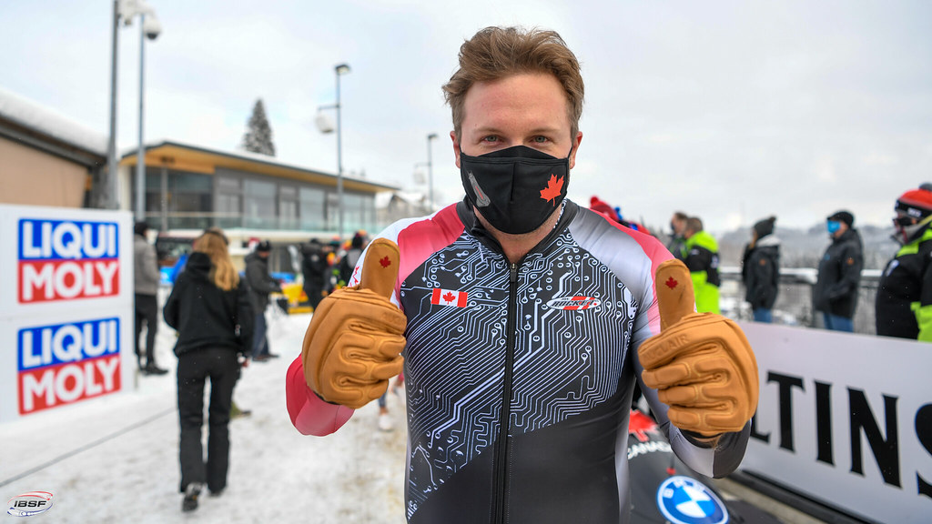 From the pushes, to the loads, to the driving, it was 👍 all around for <a href="/justinkripps/">Justin Kripps</a> <a href="/bencoakwell/">Ben Coakwell</a> <a href="/Ryansoms/">Ryan Sommer</a> <a href="/CamStones/">Cam Stones</a> in a silver-medal Sunday at the World Cup in Winterberg. <a href="/KarbonSports/">KARBON</a> 📷 <a href="/IBSFsliding/">IBSF</a> 🇨🇦
Athlete comments and complete race report: 
bobsleighcanadaskeleton.ca/en/news/?id=543