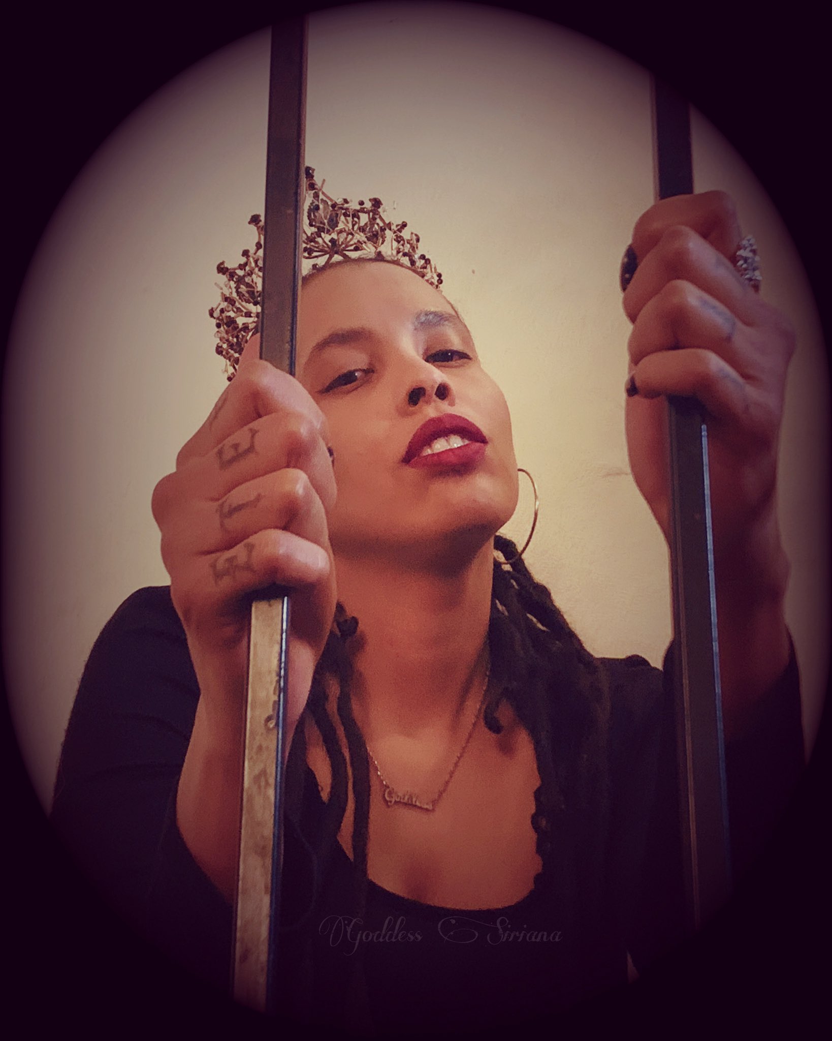 Hooded and caged = your fate 😈 cause it pleases me 🤷🏾‍♀️ Ebony FemDom FinDom Latina https://t.co/ot6fIoLlIM