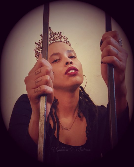 Goddess Siriana🇵🇷👸🏾 - Hooded and caged = your fate 😈 cause it pleases me 🤷🏾‍♀️ Ebony FemDom FinDom Latina https://t.co/ot6fIoLlIM