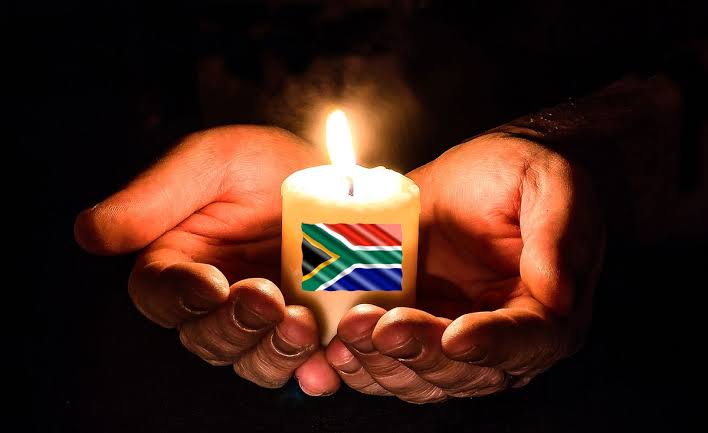 LiyandaPaDo's tweet photo. Let's pray for our girl as she ventures into the dangerous territory of mjolo... 
#DateMyFamily https://t.co/UEujwgAQ78