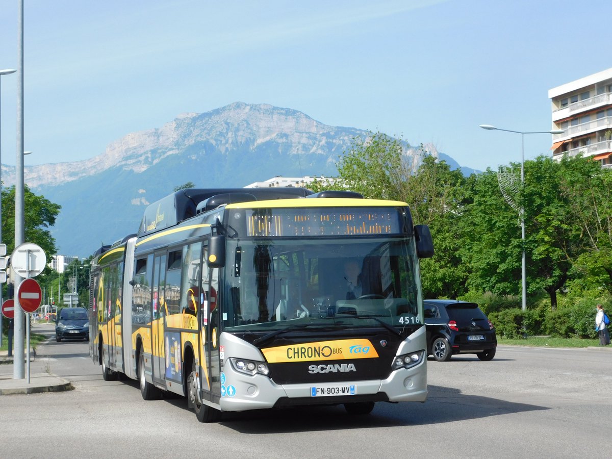 kevin_a38's tweet photo. 🚌A Melyan, sur l'avenue de Verdun emprunté par la ligne C1 et ses scania citywide LFA GNC, le n°4516 fait dos au Vercors. #tagetmoi #reseautag #citywide #Melyan #ligneC1 #scaniabus #semitag #bus #chronobus #Grenoble @TAG_Grenoble
Bon week-end 😉 https://t.co/z2qcGbcBjf