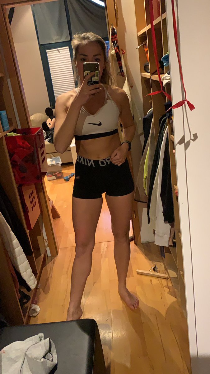 DependOnNiam13's tweet image. There’s nothing better than smashing a workout while re-watching the #LPFinalAct 🥺❤️

#LiamStansGetFit