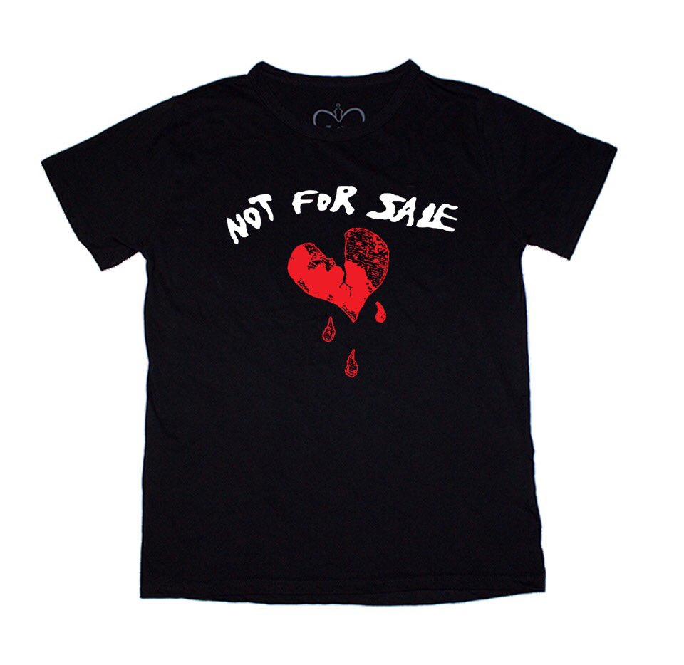 AgentRoyale's tweet photo. See it, Love it, Order it online⚡️. @DisVicious1 @AgentRoyale #tommyhenriksen #hollywoodvampires #alicecooper #johnnydepp #torontodesigner #toronto #nyc #shoplocaltoronto #cbgb #designer #rockfashion #johnnydeppfans #thinkoutsidethebigbox #tshirt @blogto #agentroyale #Canadians https://t.co/x4sVM0byA3