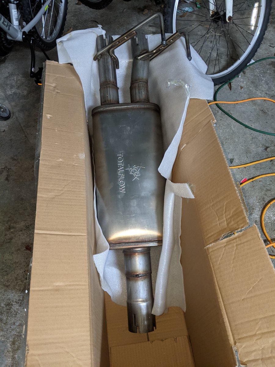 19warlock's tweet photo. TOTALFLOW 414633 18 Inch Muffler https://t.co/RsZ5Zi1kgQ https://t.co/6XtVWYLdHF