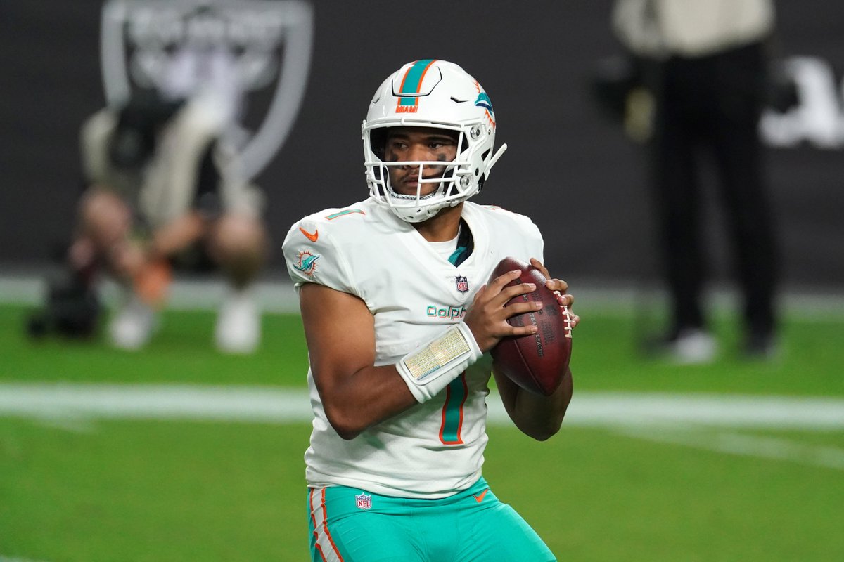 Dov Kleiman On Twitter Deshaun Watson Will Consider A Trade To The Dolphins According To Mortreport Watson Will Go To The Dolphins For Tua Tagovailoa And Additional Compensation Https T Co Dur2uvlsev