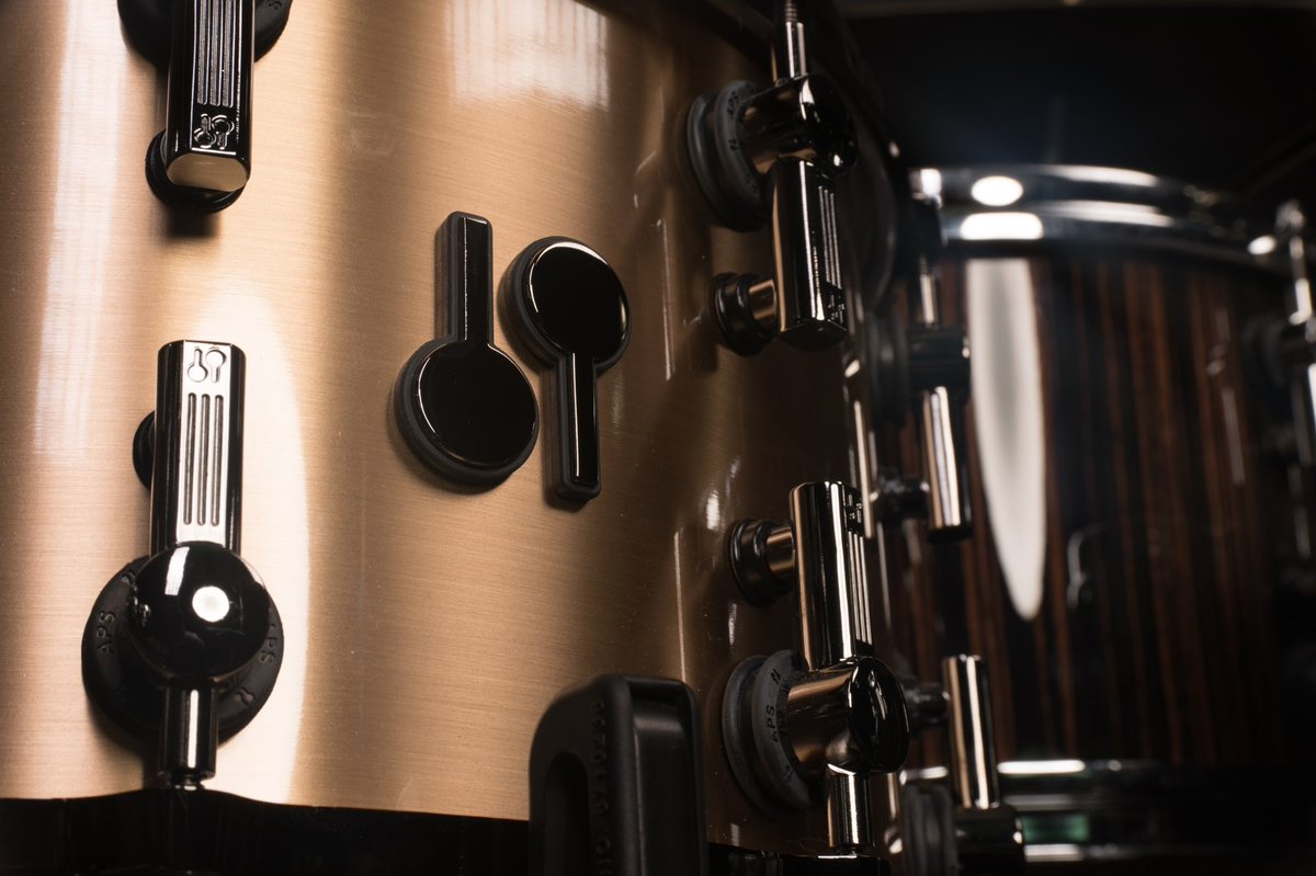 AaronEdgarDrum's tweet photo. 👽 LeBronze James MVP 👽
#drums #gearporn #drumporn #sonor #drumeo #AlienProg #OtherWorldProblems #gear #snares #moderndrummer #snarea51 @sonor_drums @sonordrumco https://t.co/POUA8iEo6E
