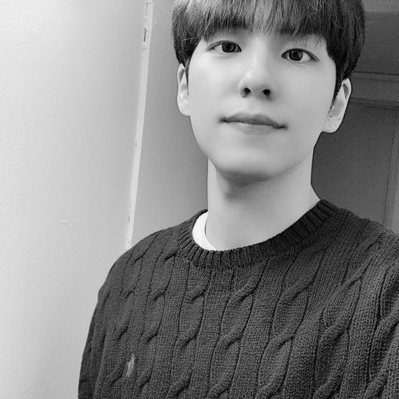 archivewonpil's tweet photo. https://t.co/SVha2Ziv4I