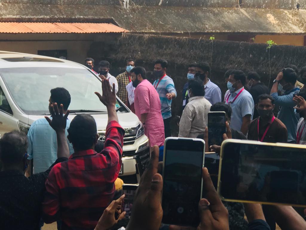 Napoleon_AK's tweet photo. #Aaraattu Location 🤩❤️

#Mohanlal @Mohanlal
#Drishyam2 https://t.co/3rKfRjxRPB
