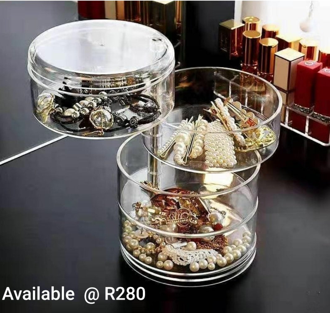 GHome1st's tweet photo. 📍Based in Pretoria 
📧 garnishurhome1st@gmail.com 
Instagram: @garnish_ur_home1st 
Twitter: @Ghome1st 
Payment confirms order 
Deliveries and courier services @ an extra fee

#telegram https://t.co/EH2Yf7tt0s