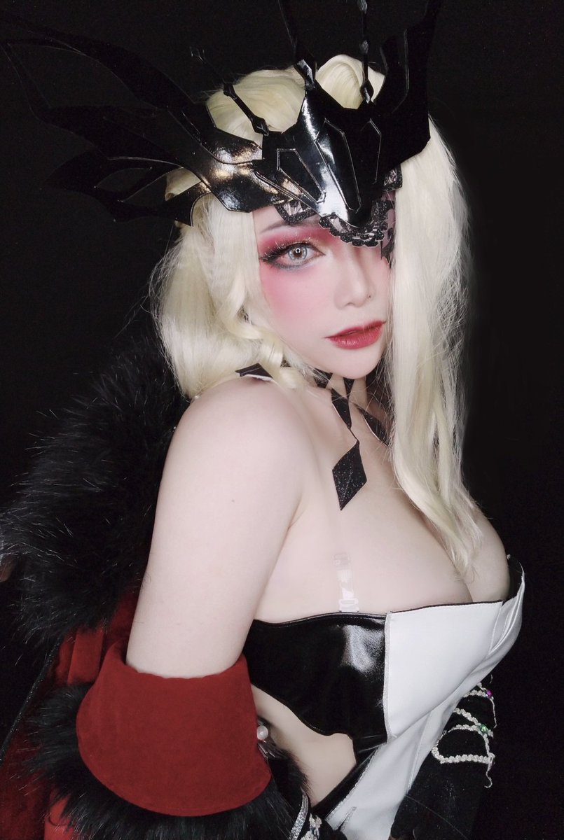 Join the Fatui and be blessed by the Fair Lady.
Follow me on:
Patreon (coming soon)
Gumroad (coming soon)
IG nanaberry.chan
Reddit u/NanaBerryCosplayer
#cosplay #cosplaygirl #cutegirl #makeup #asiangirl #sexy #sexycosplayer #sexygirls #signors #GenshinImapct #fatui https://t.co/Xi5UcP4FmU