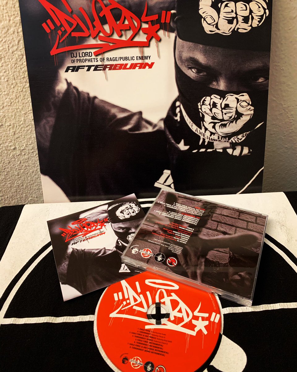 hiphopgods's tweet photo. @DjLORDofficial - Afterburn
@UltraMan7000 @MrChuckD @TheImpossebulls 
#eagleforce #koolkeith #terrorwrist #chuckd #cdoc #remixx #vocal #instrumental #remix #threepeeoh #mikeredman #publicenemy #prophetsofrage #vinyl #cd #spitslam #records #unfuckwitable #djlord #hiphopgods https://t.co/G8pKzbc75X