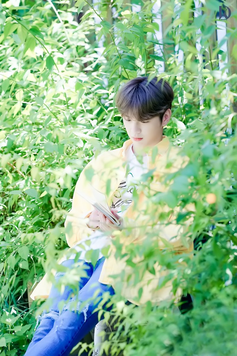 GetWhiteRose's tweet photo. 선배님 💛💛
#강다니엘 #KANGDANIEL
@konnect_danielk https://t.co/dZpayrDjzg