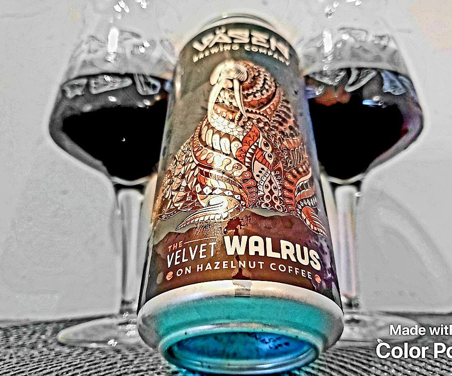 Sunday morning coffee. Vasen Brewing Velvet Walrus on Hazelnut Coffee. A light milkstout with a well balance roasty taste. My favorite part about this stout is that it isn't pastry stout sweet. Makes an excellent breakfast beer. Vasen this is my jam....