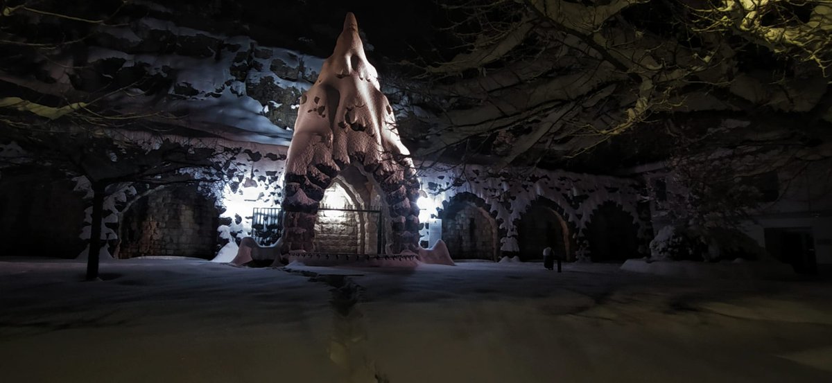 AjBenassal's tweet photo. Així es veu el 😍 patrimoni benassalenc banyat per la ❄️ neu 

#borrascafilomena #altmaestrat #igercs #winter #filomena #benassal https://t.co/Uwp96WrMfM