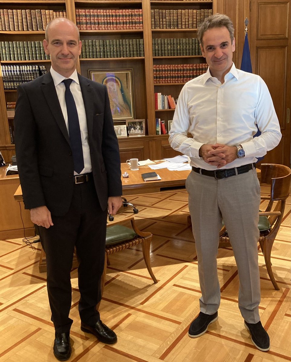 fbaraliakos's tweet photo. Συμπληρώνονται 5 χρόνια από την εκλογή του @kmitsotakis στην ηγεσία της @neademokratia .
Μία περίοδος υπεύθυνης και παραγωγικής πολιτικής, με πρόγραμμα, σχέδιο, συνέπεια και αποφασιστικότητα συνεχίζεται με γνώμονα την πρόοδο της χώρας! 
Προχωράμε μπροστά! 🇬🇷 https://t.co/8BqOjaTCHv