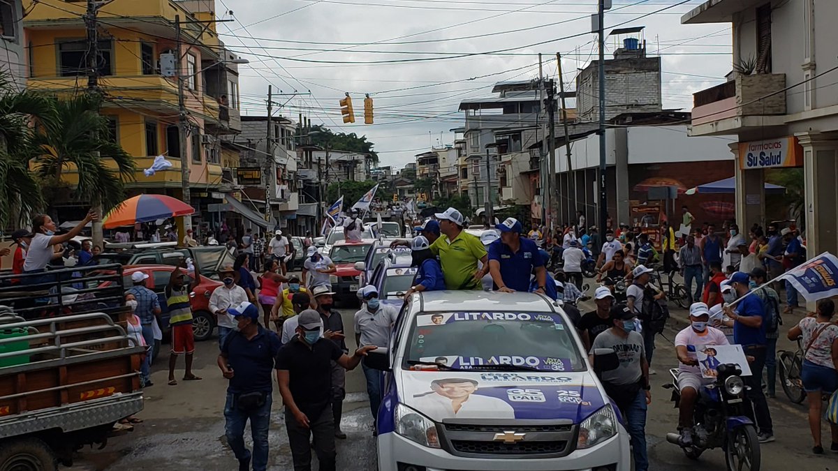 ¡Muchas gracias Balzar! Qué gran recibimiento. Somos la renovada <a href="/35PAIS/">Pily Castillo KRC 🗣️</a>, la del diálogo y principios. Tenemos un solo objetivo: construir un mejor Ecuador 🇪🇨 para todos y todas. ¡Cuenten con nosotros!
#VuelveLa35 
#LitardoAsambleístaNacional 
#LitardoGaranteDeLaDemocracia