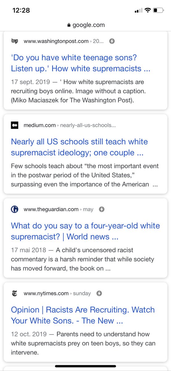 montreal_girl's tweet photo. @becomethesignal @christopherrufo Terrifying. DuckDuckGo on the left, Google on the right. Montreal, Canada. @ConceptualJames @CandiceMalcolm https://t.co/DwSglynEfy