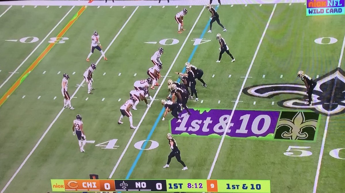rsykes77's tweet photo. I don’t know who thought up this Nickelodeon NFL broadcast but this is GENIUS. https://t.co/t45RhbnF7N