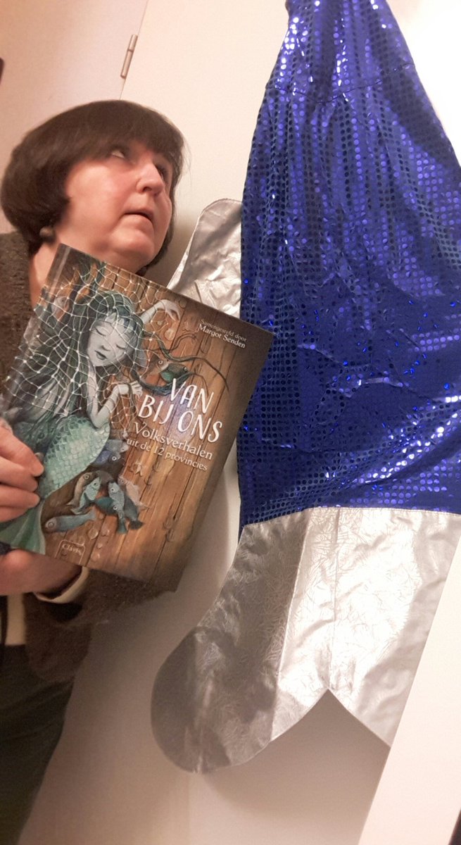 Boek 14 van de #Boekenbingo2021: Op avontuur door de tijd, in eigen land. Een verzameling volksverhalen gebundeld tot dit boek. Op de cover de Zeeuwse zeemeermin.