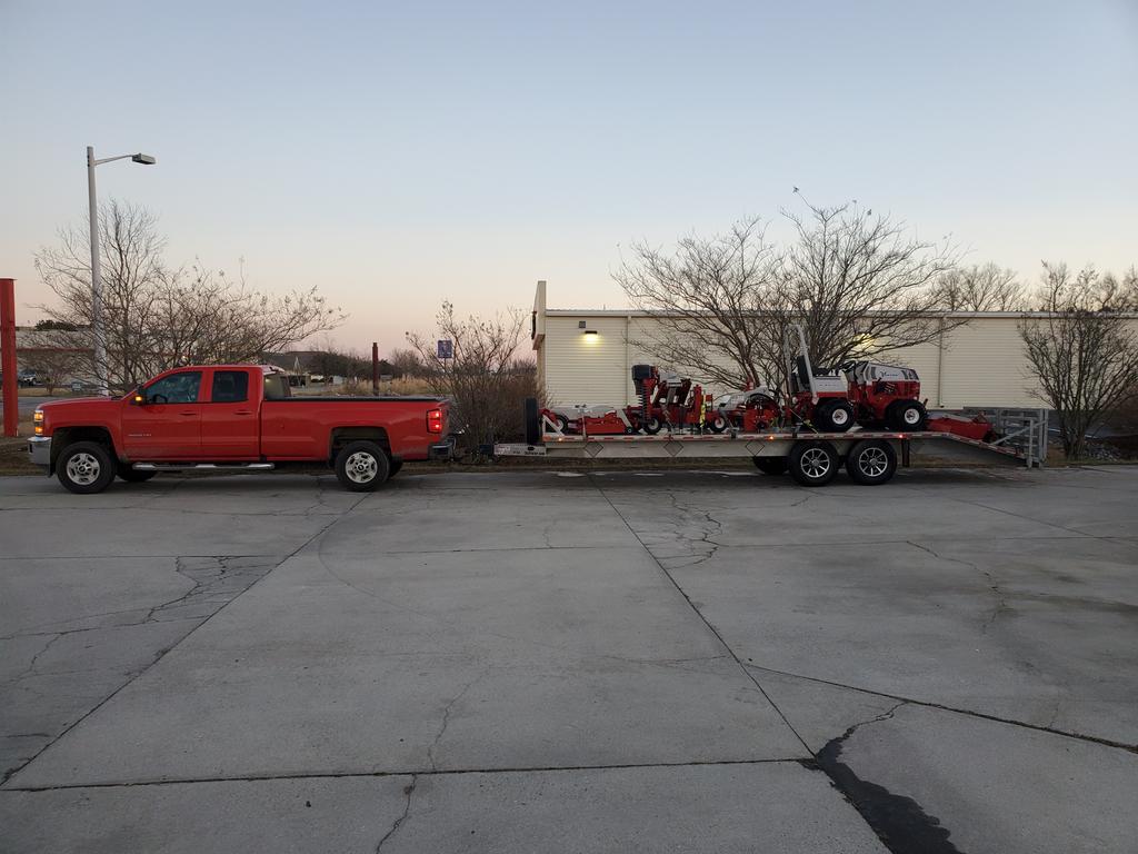 DaveMeltonOBX's tweet image. Got the equipment cleaned up and ready to go for demos tomorrow. @baroneventrac13 was right, I can fit a Finish Mower, Boom Mower, Power Rake, and Tough Cut Mower on my trailer with a Ventrac 4500Z.
#letmeshowyou
#almostrediron
#versatilitythatworks