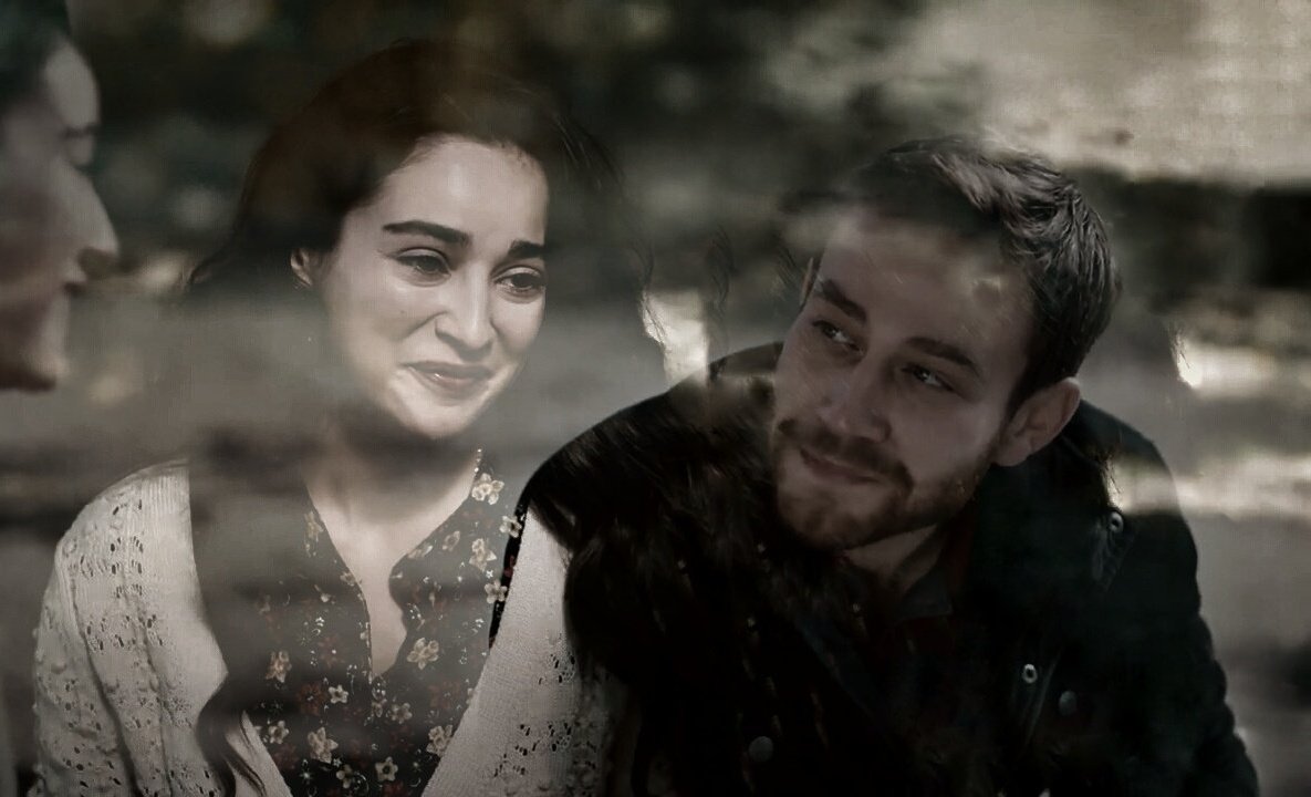“Evvel refık; Bade'l tarık…”
-Önce yoldaş, sonra yol. 🖤