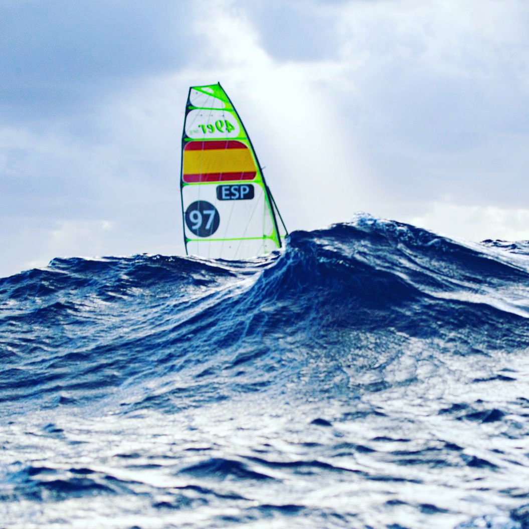 botinmarra49's tweet photo. Getting into monday like...
🐋🙈💙
📷 @frithjof_sailingmanagement https://t.co/ZWZ66bu3sH