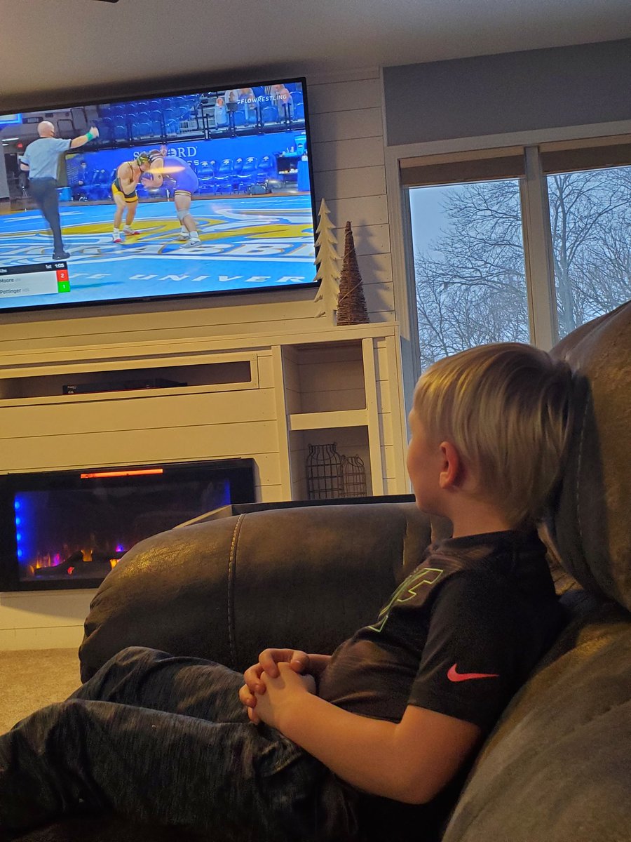 Getting primed to watch <a href="/UNI_wrestling/">UNI Wrestling</a> <a href="/Carter36isley/">Carter Isley</a> take the mat