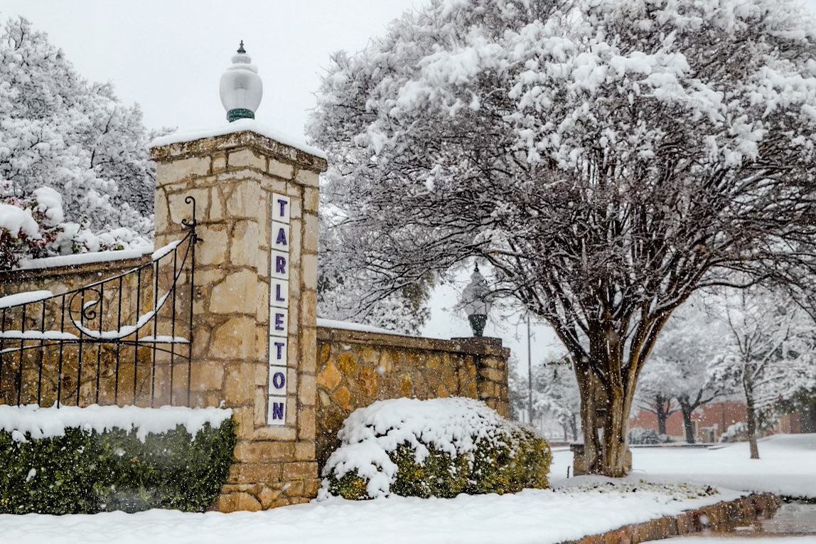 Like a scene from a snow globe here at #TarletonState ❄️