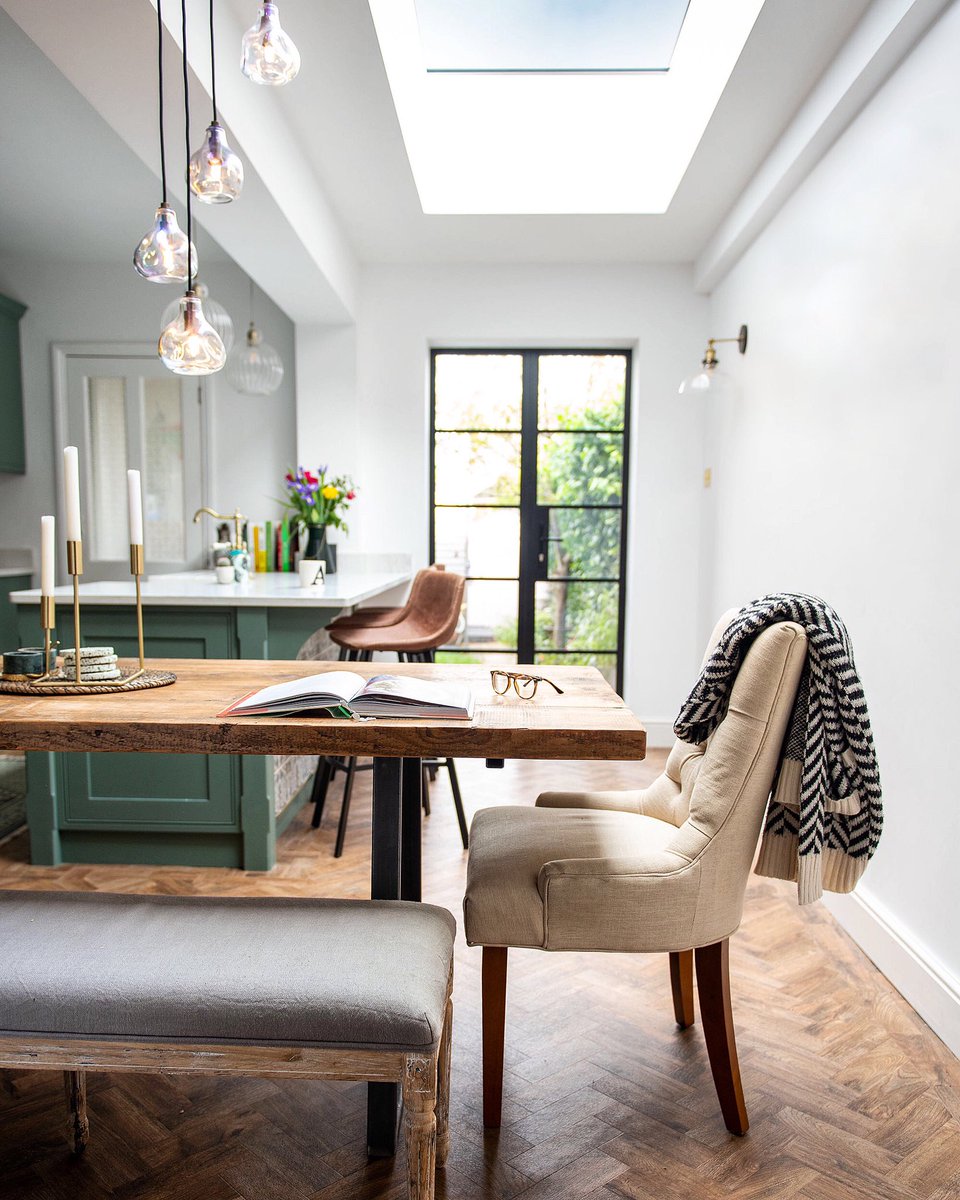 AD Considering renovating your home in 2021? I’m sharing details about how to plan for your project, alongside the dos, the don’ts and professional advice.  

girlabouthouse.com/key-considerat…

Partnering with Vario by <a href="/VELUX/">deimos.exe</a>, I  also discuss their beautiful, bespoke #rooflight solutions