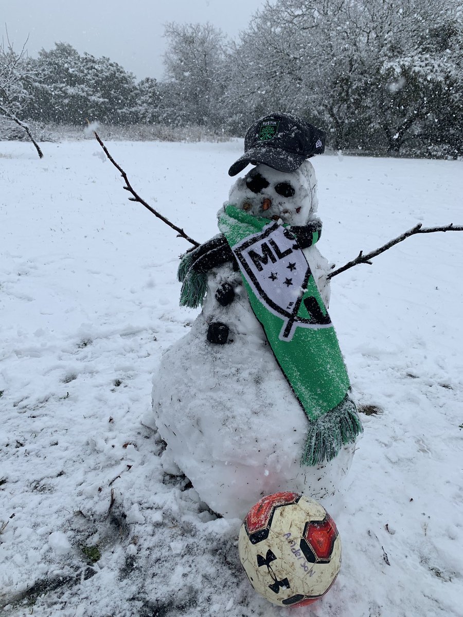 sysatx's tweet photo. Soccer in a winter wonderland! @AustinFC @austinfcacademy #saladofc #saladosnowstorm https://t.co/R3qPmi18mB