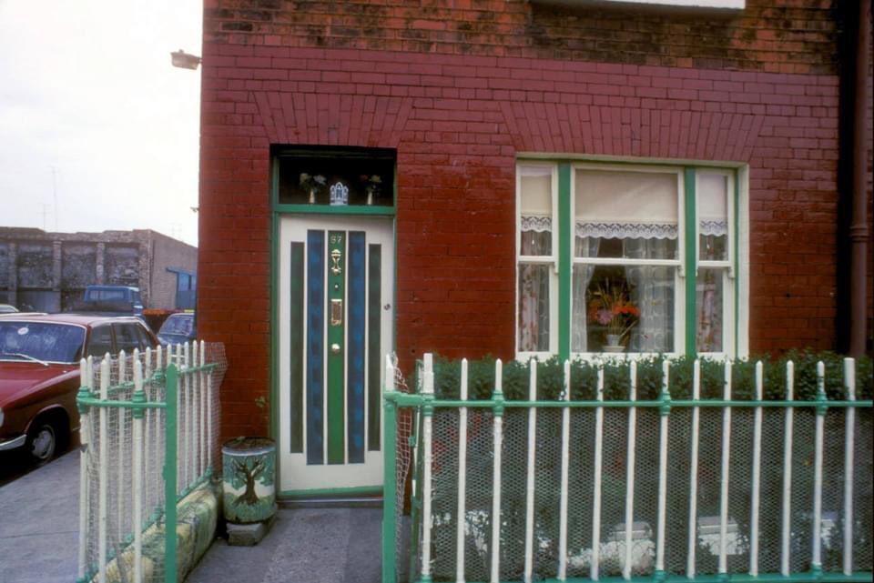 Dublin in 1974, a thread.We don't know who took these superb photos and would welcome any info. PS: This is one long thread.