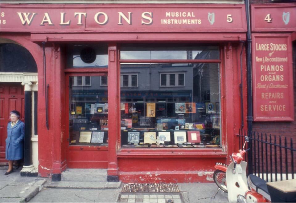 Dublin in 1974, a thread.We don't know who took these superb photos and would welcome any info. PS: This is one long thread.