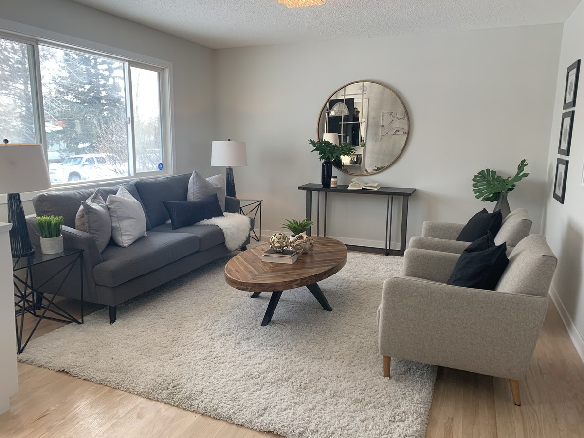HCinCalgary's tweet photo. ON THE MARKET // 18 Marbrooke CI NE
$374,900
https://t.co/pN2VB3RoE3
#onthemarket #chcgroup #chclisting #investmentproperty #investmentopportunity #necalgary #Detachedhomeforsale #marlborough #bungalow #amenities #community #remaxlisting https://t.co/q12tylamaw