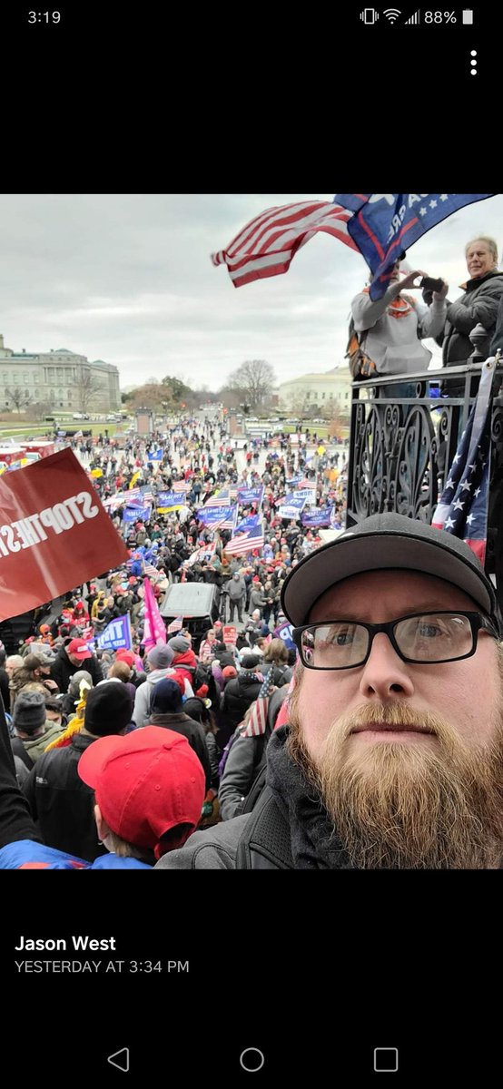caa5492's tweet photo. @Reuters This guy posted about being next to horns guy while stormingthe capitol. Made me laugh because the guy Dorian Cleavenger (a die hard trump supporter) has been bending over backwards to blame antifa. Then his own buddy there starts posting pics there. So hes antifa now??? 😂 https://t.co/4bHo02xYTO