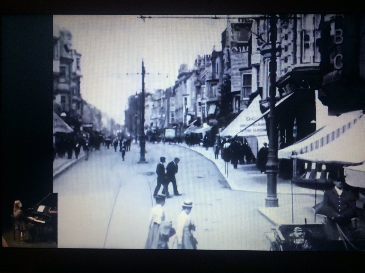 best2vilmabanky's tweet photo. I took my time watching &amp; rewatching (again!) the truly astounding films from the BRILLIANT BIOGRAPH restorations shot on 68mm, the largest ever film format, held by @EYE_film &amp; @BFI presented today @NSFFestival These very early films are so fascinating &amp; moving, tears were shed. https://t.co/DOgiFJ94kU
