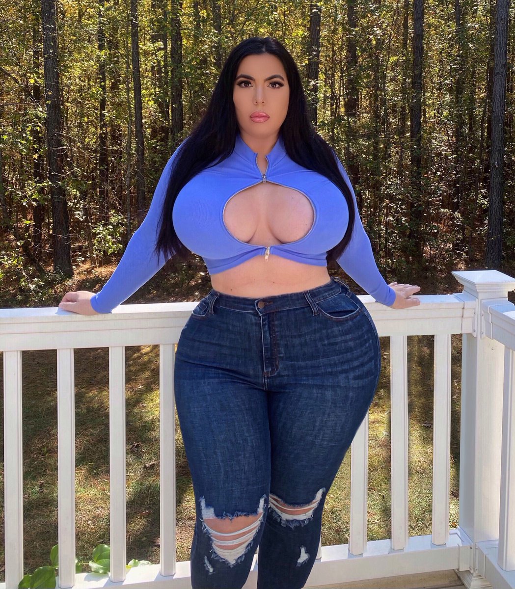 NurkoNicole's tweet image. 😈😈