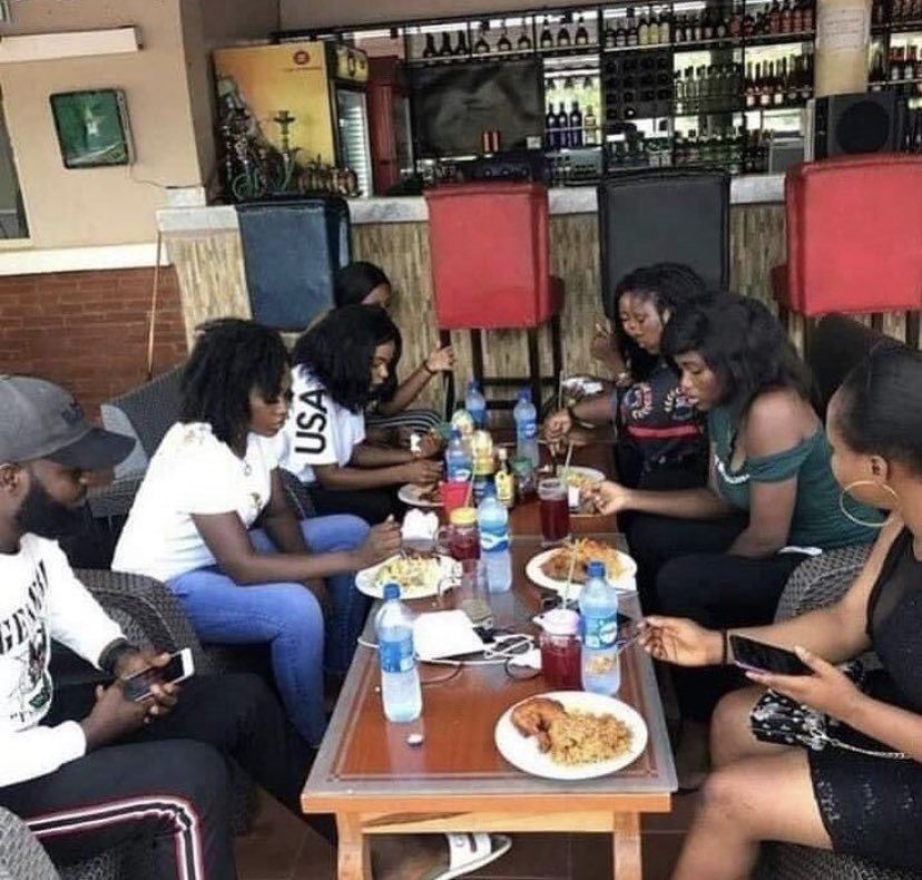 Daphne would have taken her friends along with her when she went to have brunch with the Duke 