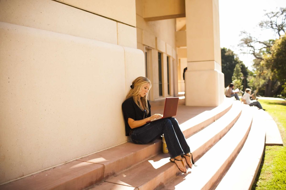 CalPolyGradEd's tweet image. Have you considered getting your MS in Quantitative Economics? 

Join Econ Prof Eduardo Zambrano  for an info session tomorrow from 5– 6pm. Email gradbusiness@calpoly.edu to register.