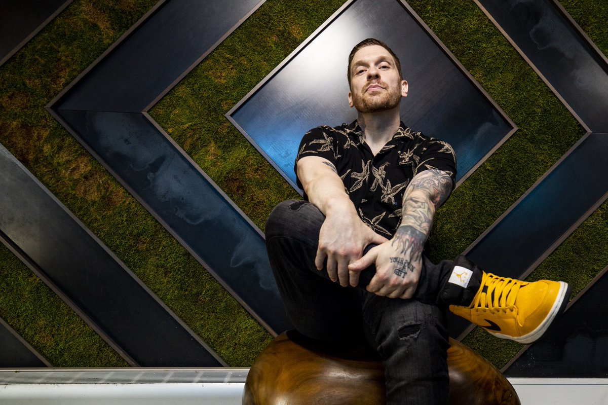 It’s @thebrentsmith’s birthday!!!! Show the man some love 🎉🥳

📷 <a href="/ParisVisone/">Paris Visone</a>