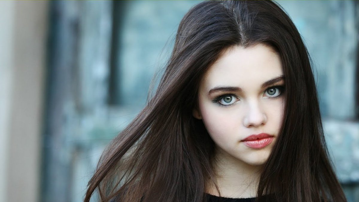 The extremely talented, beautiful and underrated actress INDIA EISLEY  Daughter of Black Christmas star Olivia Hussey, image size:1200x675