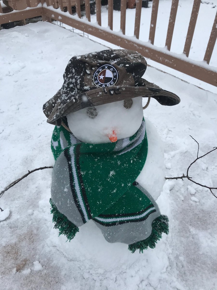 PKotyuk's tweet photo. @TXStarsRingo @TexasStars Ready for hockey! #Austin https://t.co/IOrb5xL3w1