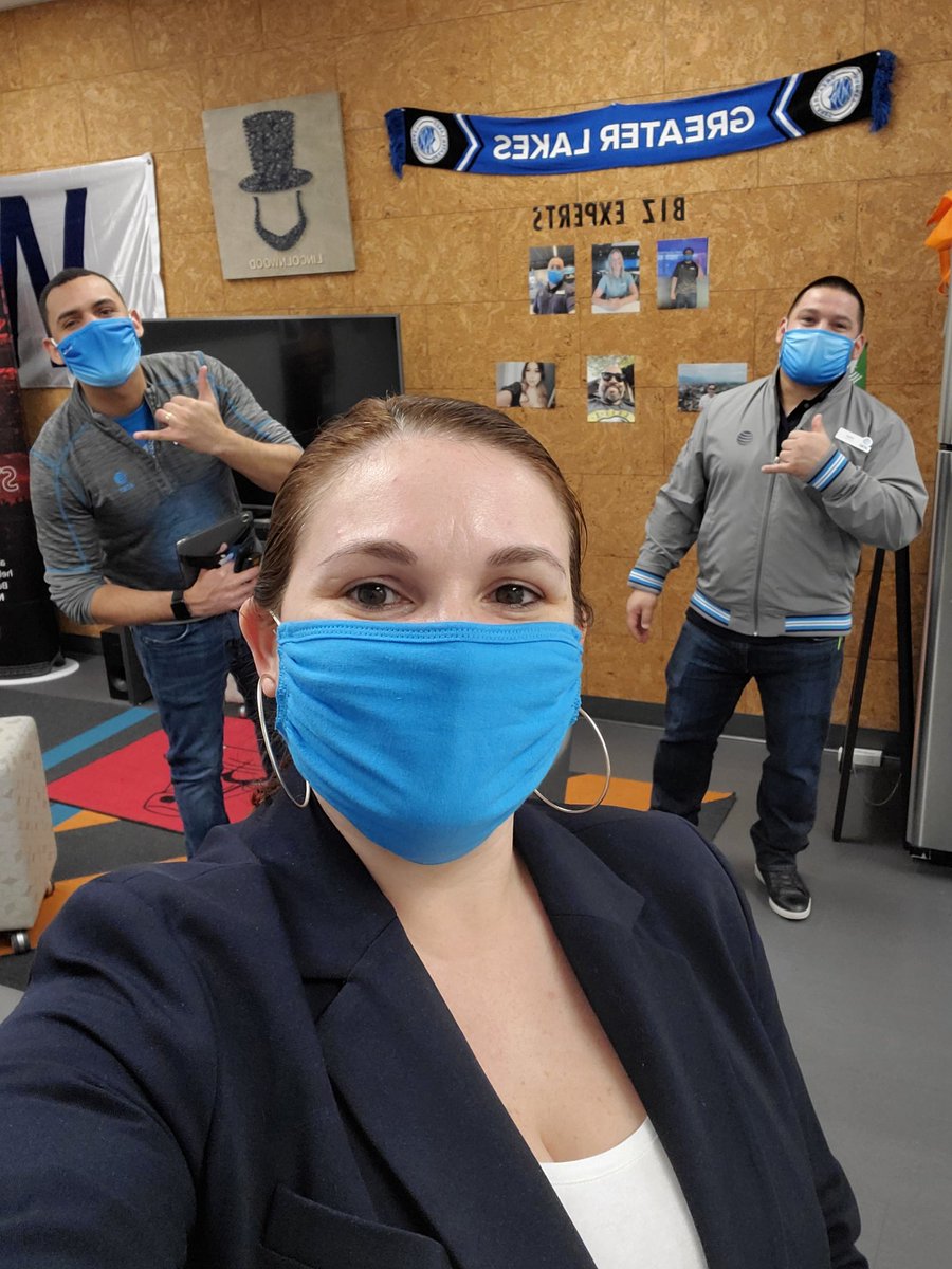 First visit of the year with Lincolnwood &amp; <a href="/EdGarcia80/">Edgar Garcia</a> closed 6 CRU.The customer was happy to join the Globe. Excited to see the growth month over month.😍💙👏 #GrowtheBiz <a href="/GreaterLakesMkt/">Greater Lakes Market 🌊</a> #MakingWaves <a href="/justinquelix/">Justin Trinidad</a> <a href="/b_rothblott/">Bill Rothblott</a> <a href="/ralford8764/">Coach Ray Alford</a> <a href="/LPerez4155/">Lucas Perez</a> <a href="/PaulaVofGLM/">Paula</a>