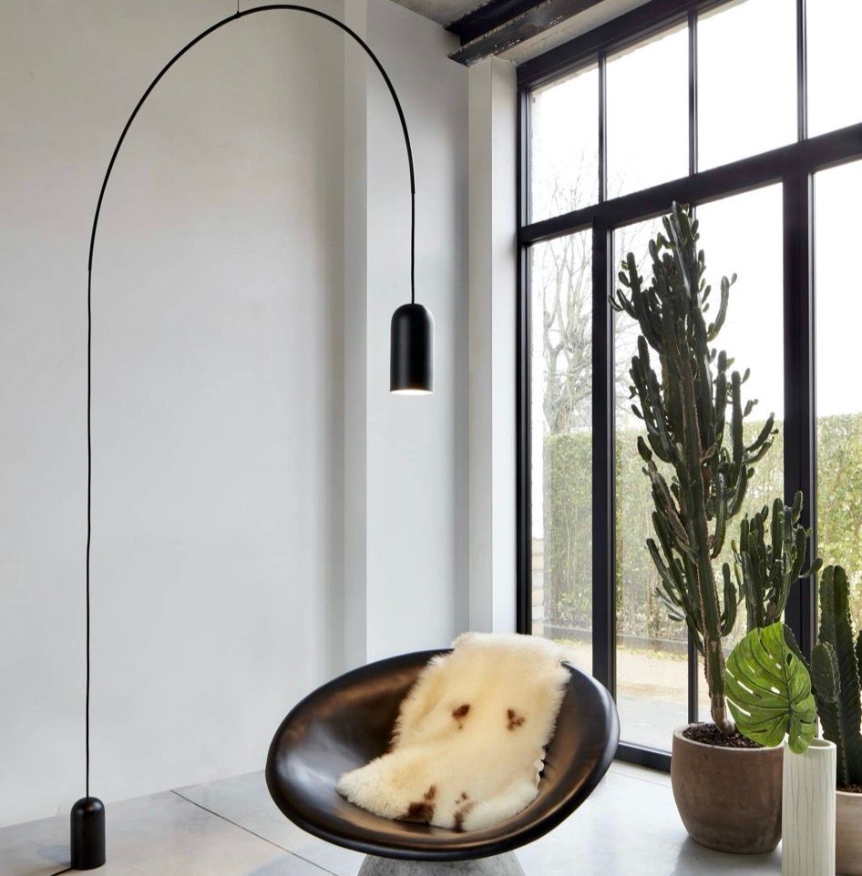 Our Bow Floor Lamp commands attention in any room and yet it is still perfectly elegant. It's the perfect addition to any stylish room! 😍